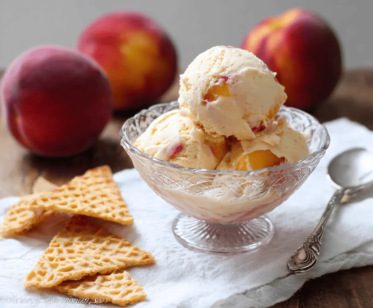 Creamy Peach Ice Cream Recipe for Summer